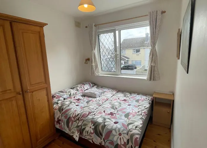 Cozy Flat In Leafy Greenfields Lejlighed