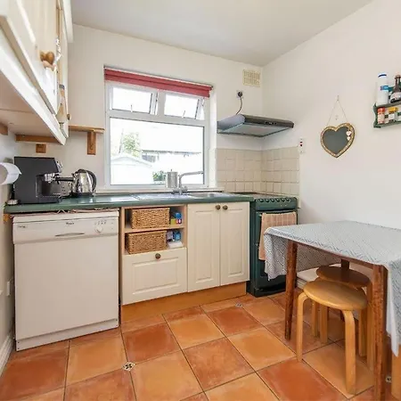 Cozy Flat In Leafy Greenfields * Γκάλγουεϊ