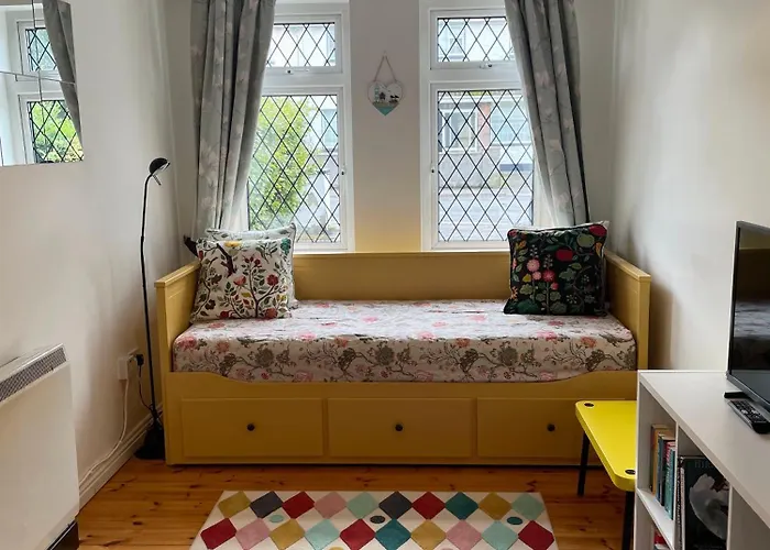 Apartamento Cozy Flat In Leafy Greenfields Galway